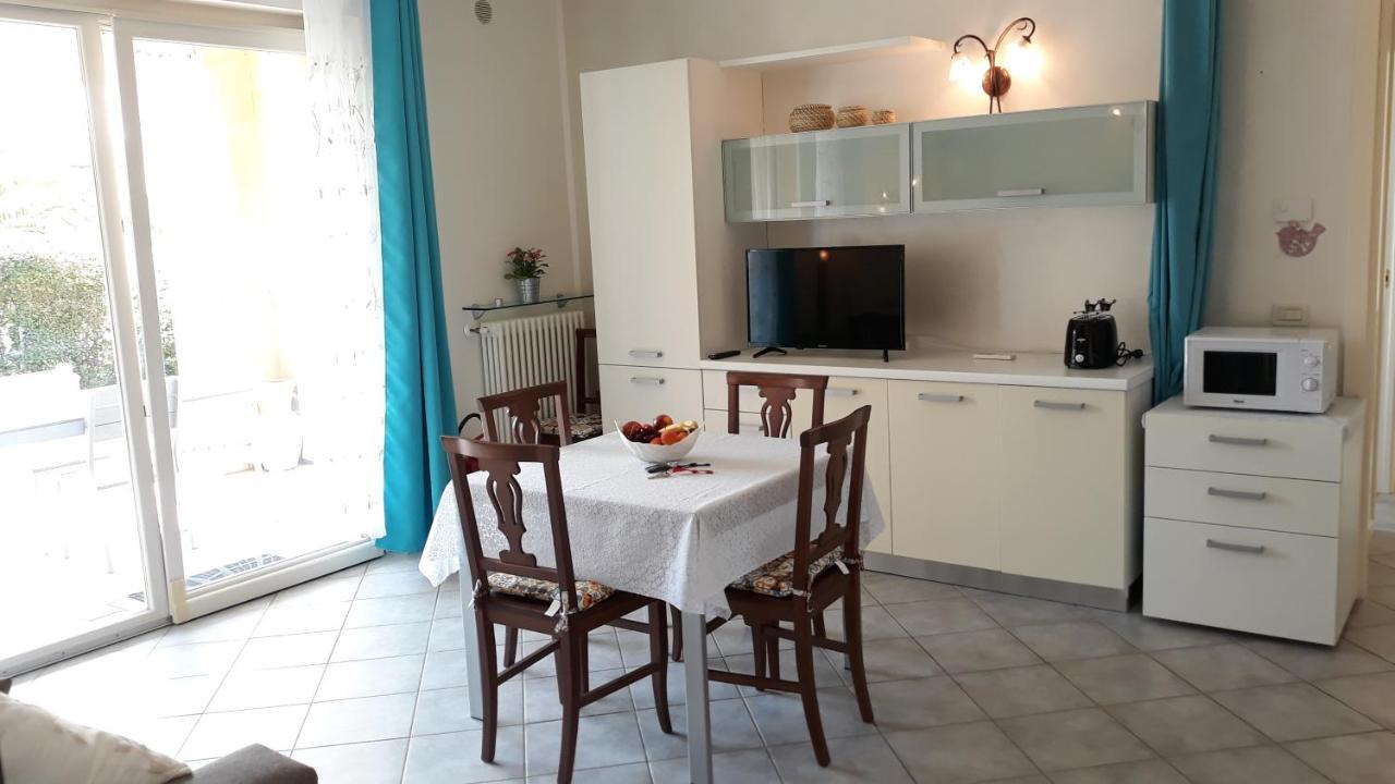 Il Giardino Di Laura - Sirmione Lejlighed Eksteriør billede